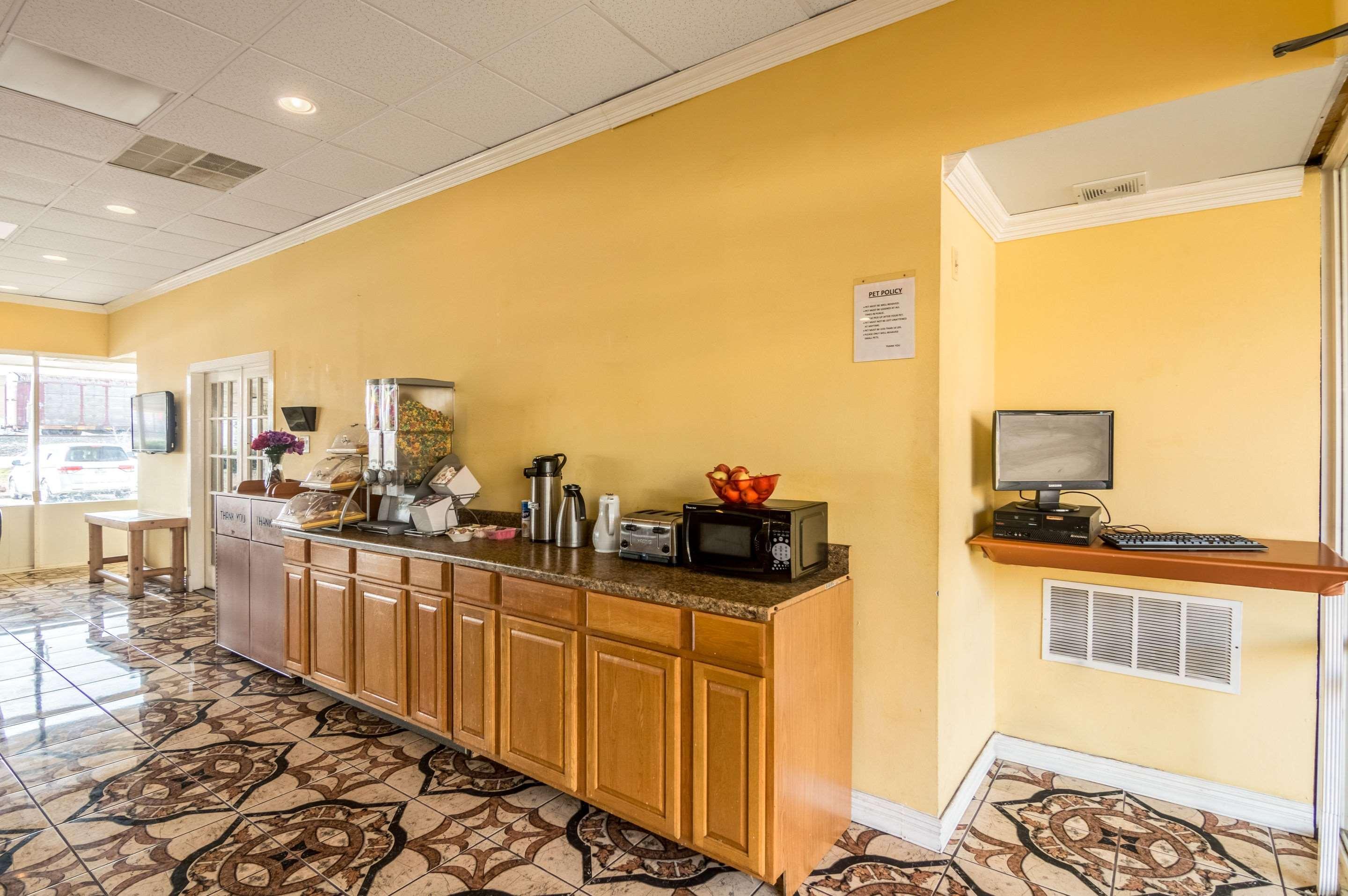 Rodeway Inn Arlington Zewnętrze zdjęcie