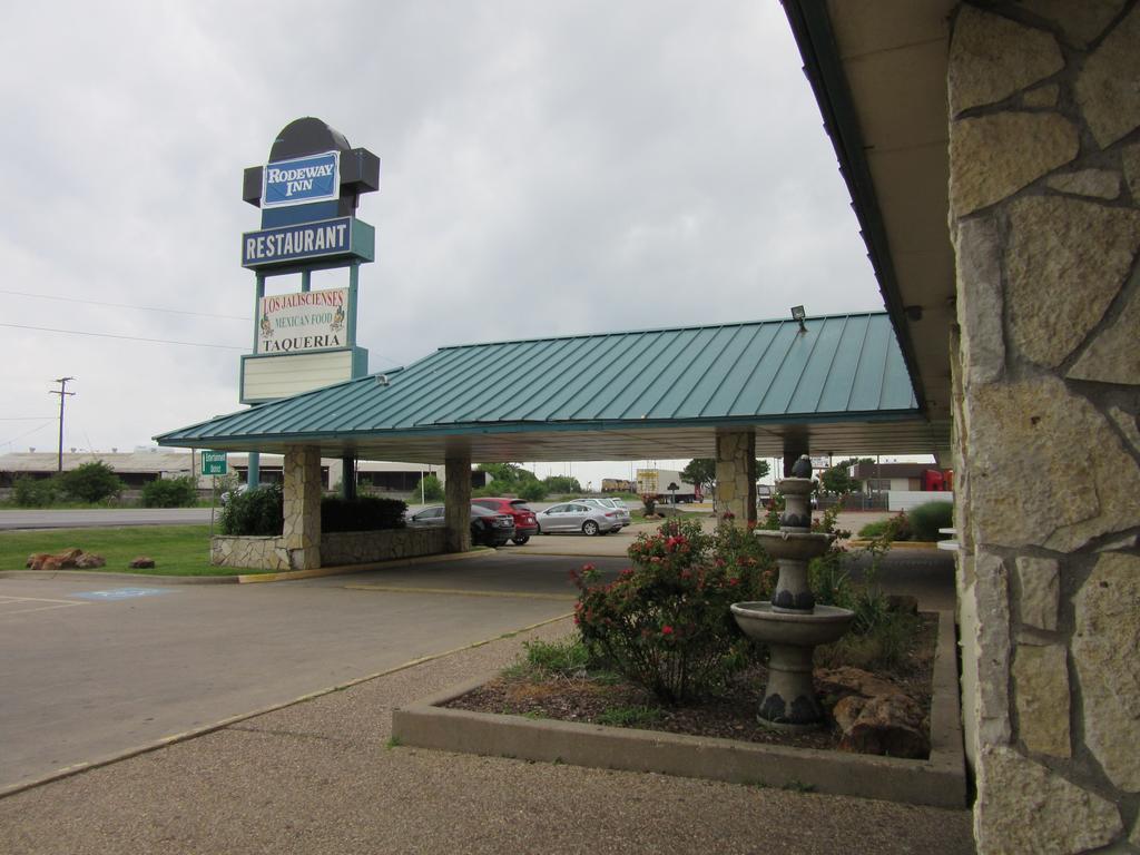 Rodeway Inn Arlington Zewnętrze zdjęcie