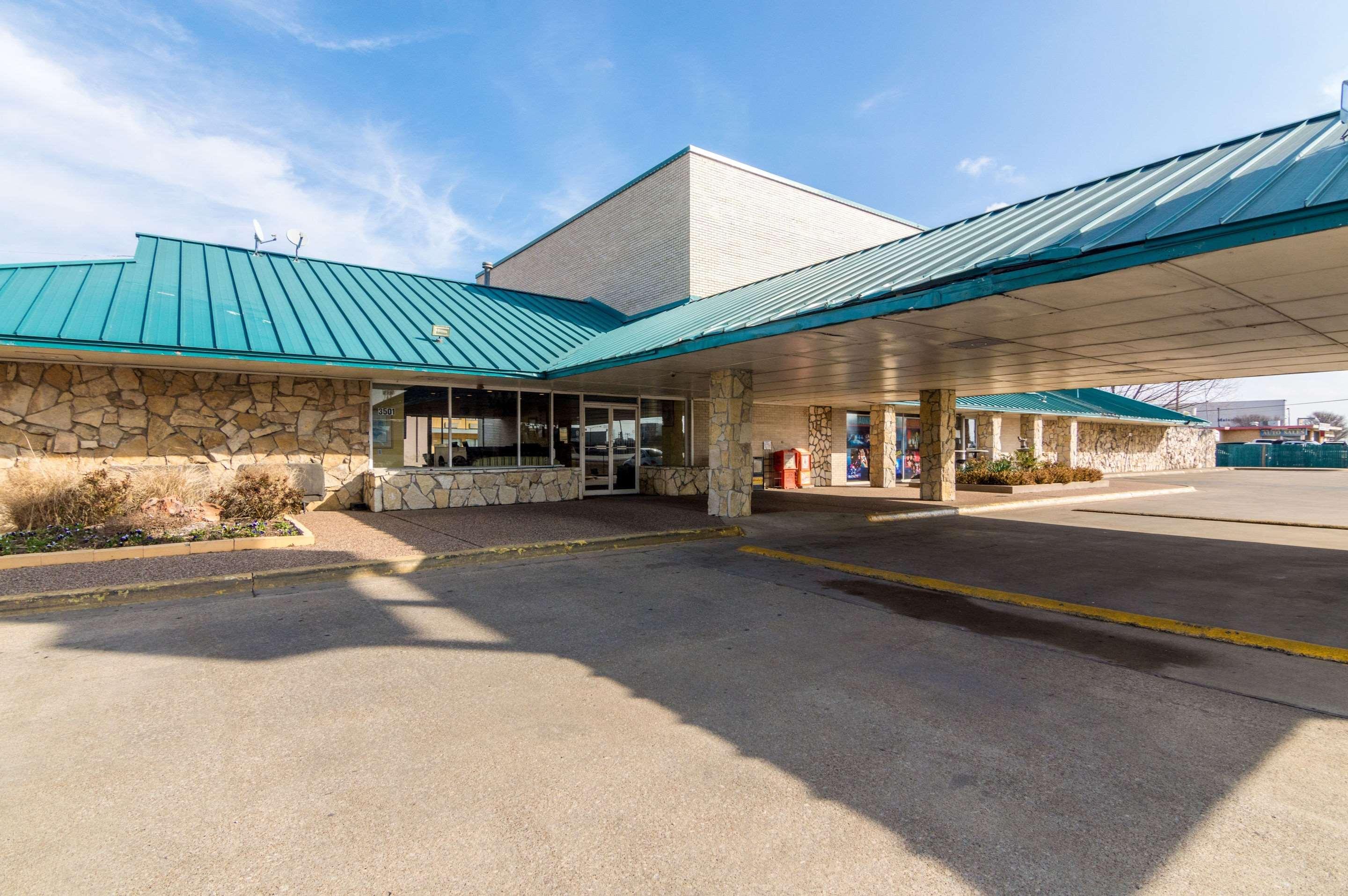 Rodeway Inn Arlington Zewnętrze zdjęcie