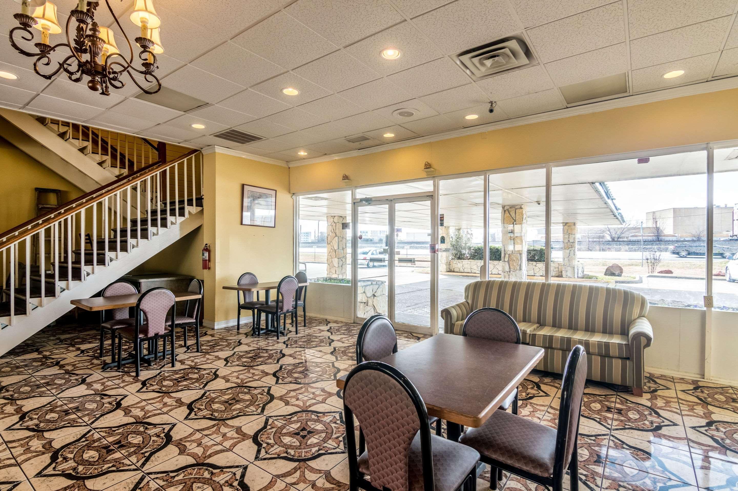 Rodeway Inn Arlington Zewnętrze zdjęcie